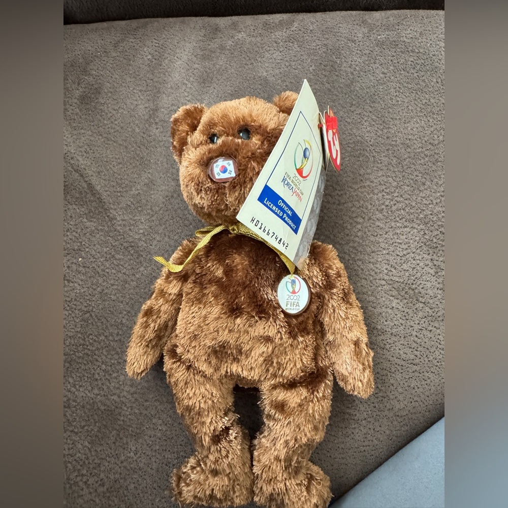 Ty Bear  Fifa 2002 games  Korea/Japan collectible brand new with Tag